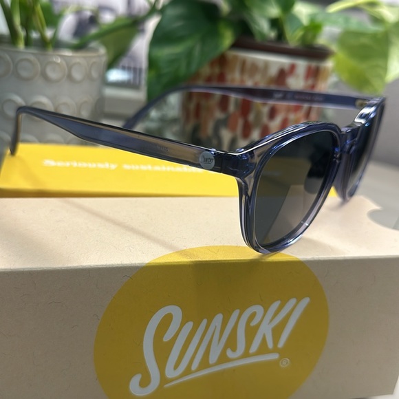 NWT SUNSKI Yuba Dark Sapphire Slate Sunglasses - Picture 3 of 4